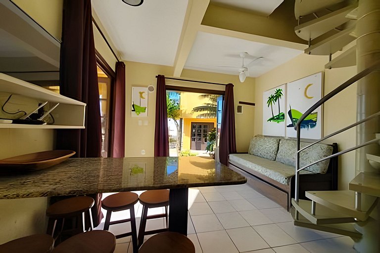Cabana no centro de Bombinhas - 150mts da praia